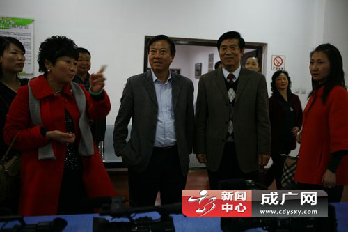 省劳动厅领导来院检查指导工作