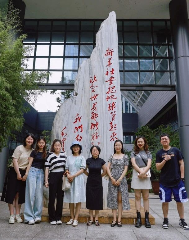 四川传媒学院与新华社四川分社深化教研合作